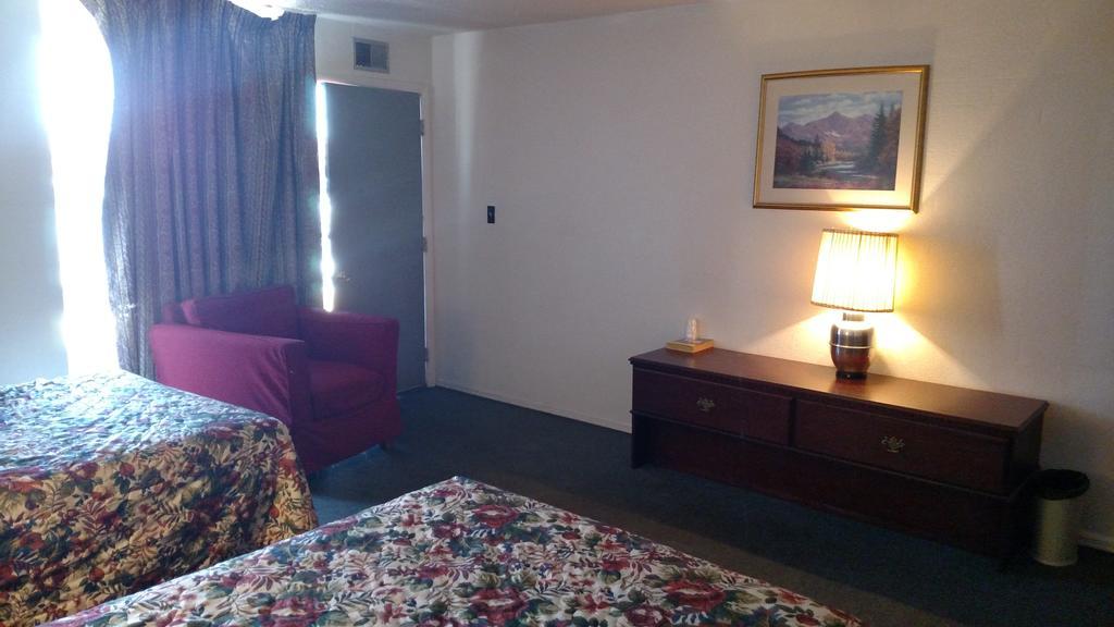 Essex House Motel ลิตเติลตัน ภายนอก รูปภาพ