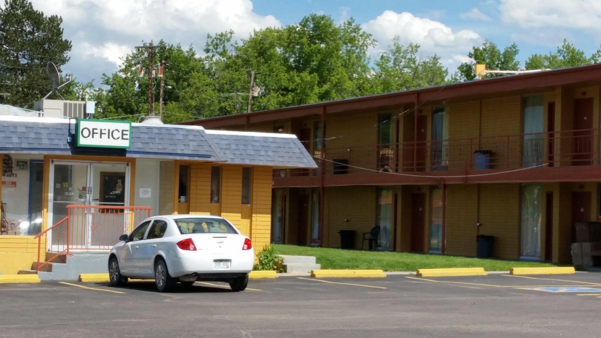 Essex House Motel ลิตเติลตัน ภายนอก รูปภาพ