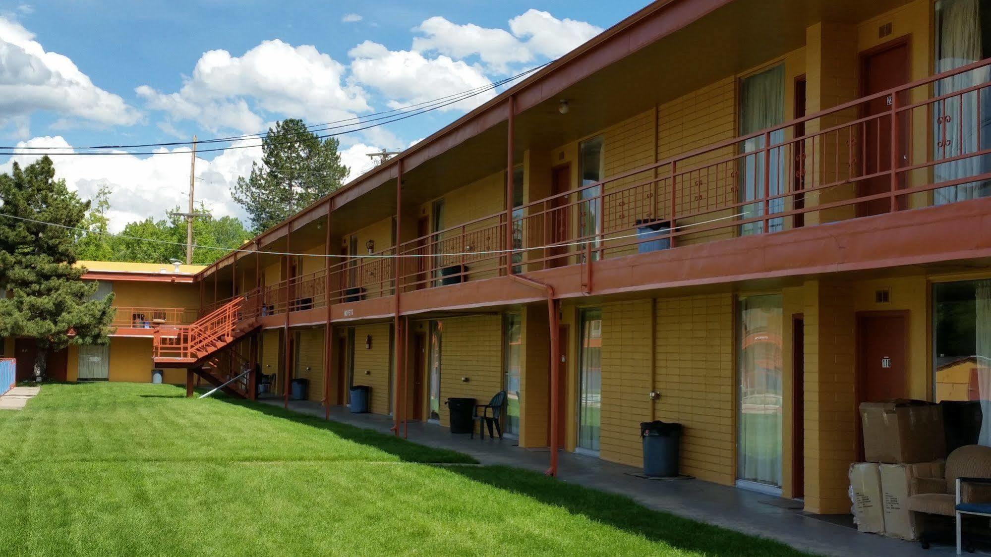 Essex House Motel ลิตเติลตัน ภายนอก รูปภาพ