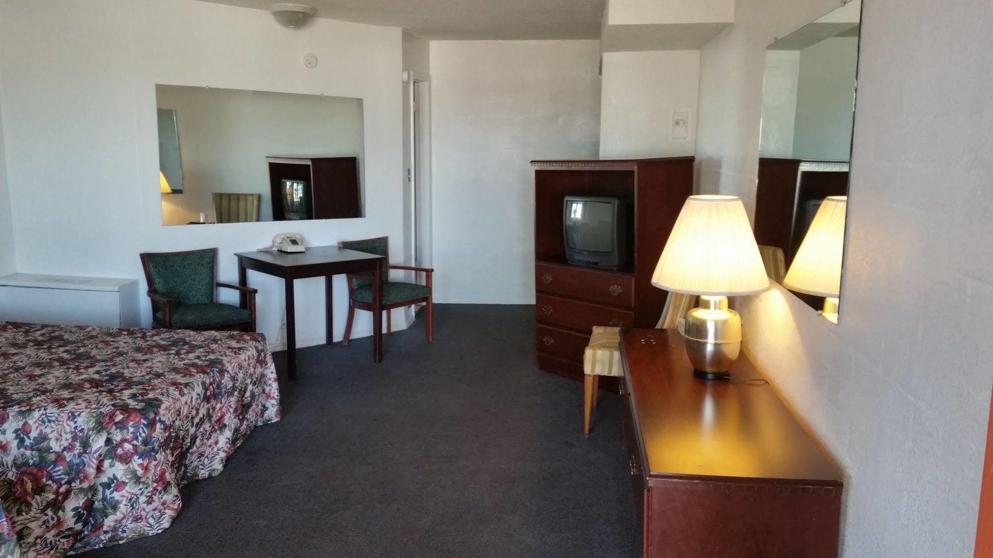 Essex House Motel ลิตเติลตัน ภายนอก รูปภาพ